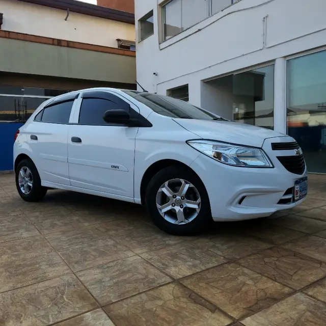 Carro Chevrolet Onix 2018 1.0 Joy SPE/4
