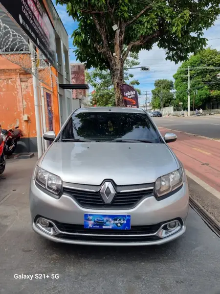 Carro Renault Logan 2014 Dynamique 1.6 8V