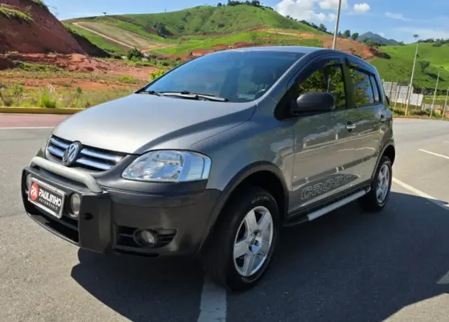 Carro Volkswagen CrossFox 2005 1.6 (Flex)