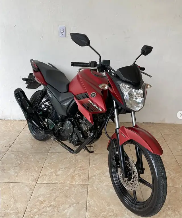 Carro Yamaha Fazer FZ15 2022 ABS