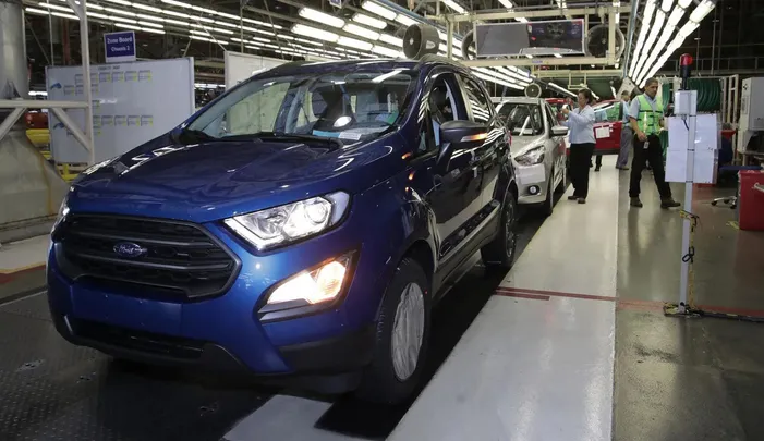Marca americana chocou mercado com anúncio. Hatch, sedan e SUV serão tirados de linha após o fim do estoque