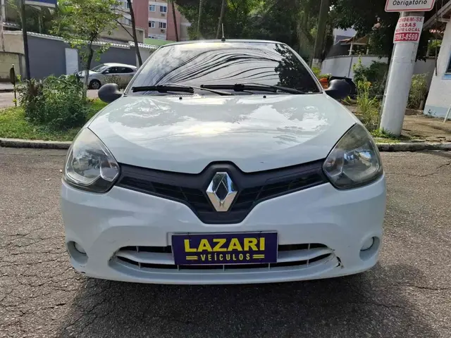 Carro Renault Clio 2015 Authentique 1.0 16V (Flex) 4p