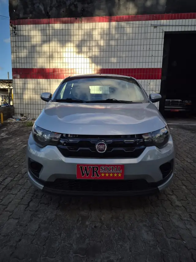 Carro Fiat Mobi 2018 FireFly Drive 1.0 (Flex)