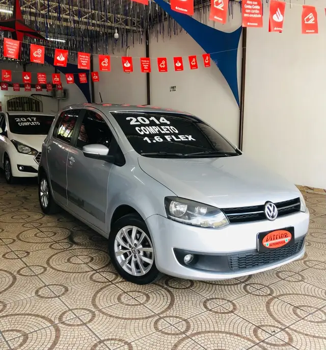 Carro Volkswagen Fox 2014 1.6 VHT Rock in Rio (Flex)