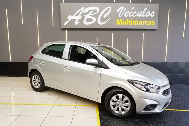 Carro Chevrolet Onix 2019 1.4 LT SPE/4 (Aut)