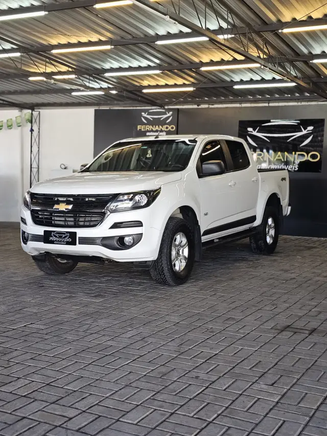 Carro Chevrolet S10 Cabine Dupla 2020 S10 2.8 CTDI LS 4WD (Cabine Dupla)