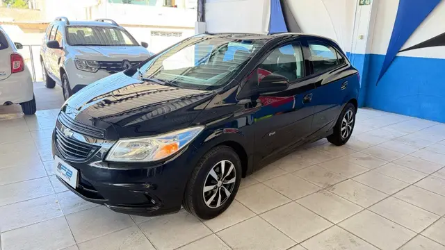 Carro Chevrolet Onix 2017 1.0 Joy SPE/4