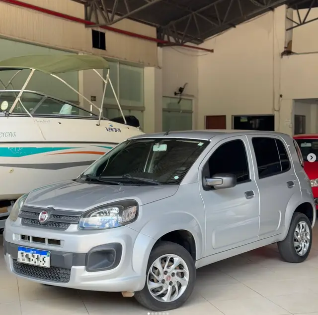 Carro Fiat Uno 2021 Attractive 1.0