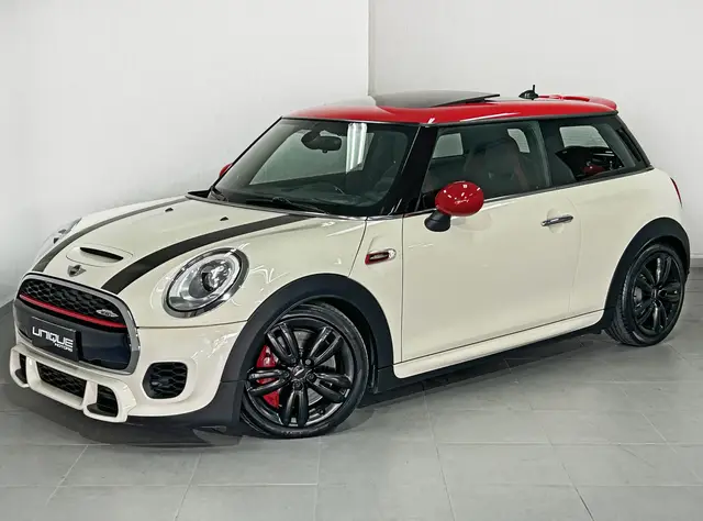 Carro MINI John Cooper Works 2018 Works 2.0 (Aut) 2p