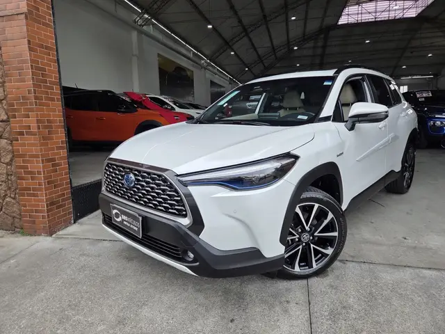 Carro Toyota Corolla Cross 2024 XRX Hybrid 1.8