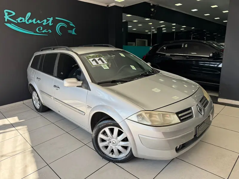 Renault Mégane Grand Tour Dynamique 1.6 16V (flex)