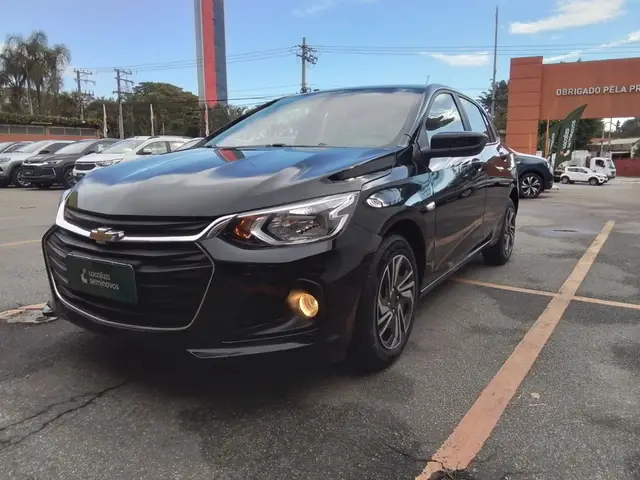 Carro Chevrolet Onix Plus 2024 LT 1.0