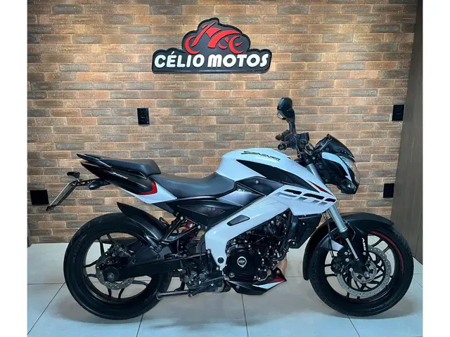 Carro Bajaj Dominar 200 2024 DOMINAR 200