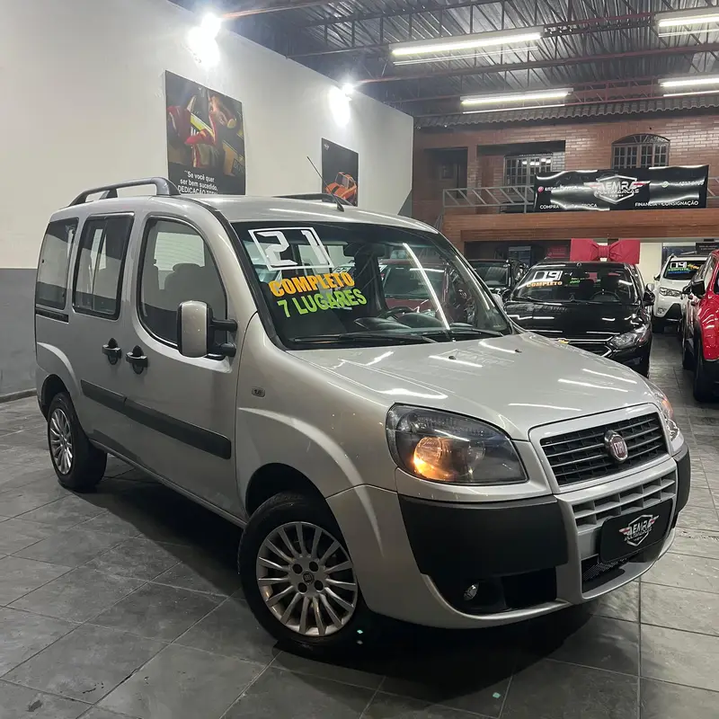 Fiat Doblò Essence 1.8 16V (Flex)