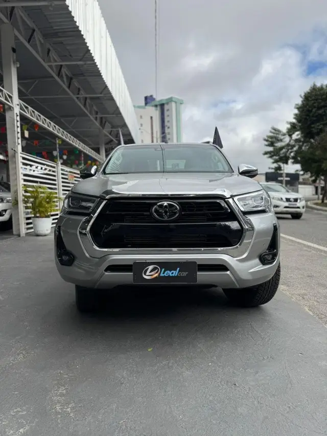 Carro Toyota Hilux Cabine Dupla 2021 SRX 2.8 TDI CD 4x4 (Aut)
