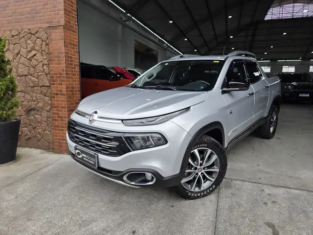 Carro Fiat Toro 2019 Volcano 2.0 diesel AT9 4x4