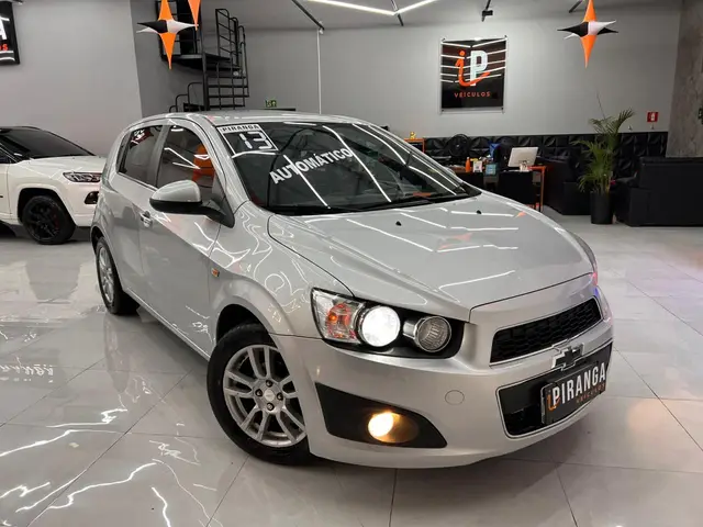 Carro Chevrolet Sonic 2013 Hatch LTZ 1.6 (Aut)