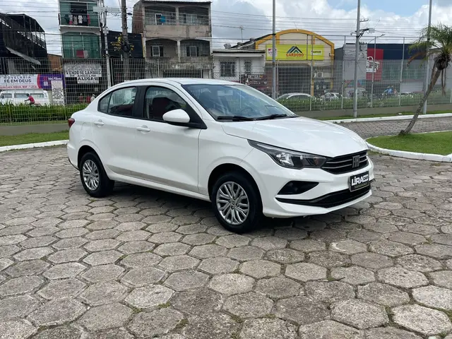 Carro Fiat Cronos 2024 Drive 1.0