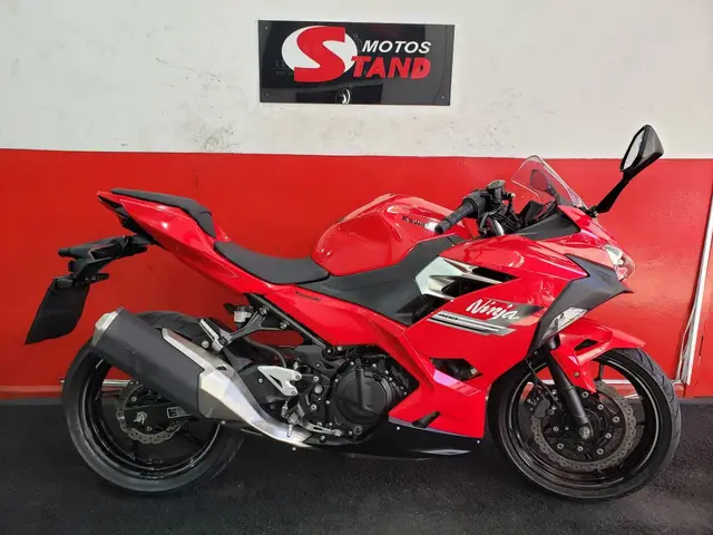 Moto Kawasaki Ninja 2021 400
