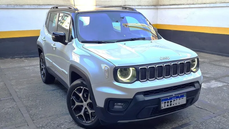 Jeep Renegade Sahara 2026: o que saber antes de comprar 