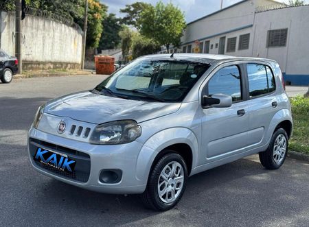 Uno Vivace Celeb. 1.0 8V (Flex) 4p