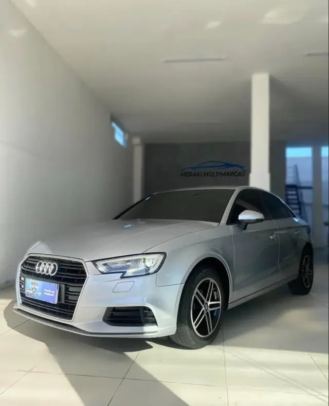 Carro Audi A3 2017 1.4 TFSI Ambiente Tiptronic (Flex)