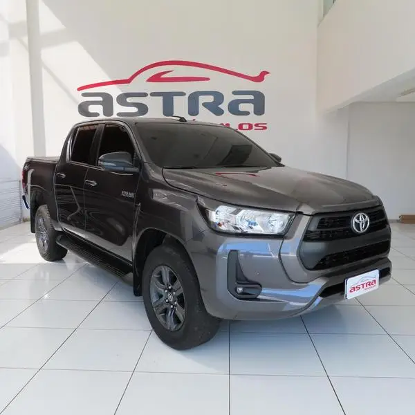 Carro Toyota Hilux Cabine Dupla 2024 SR 4x4 2.8 Diesel