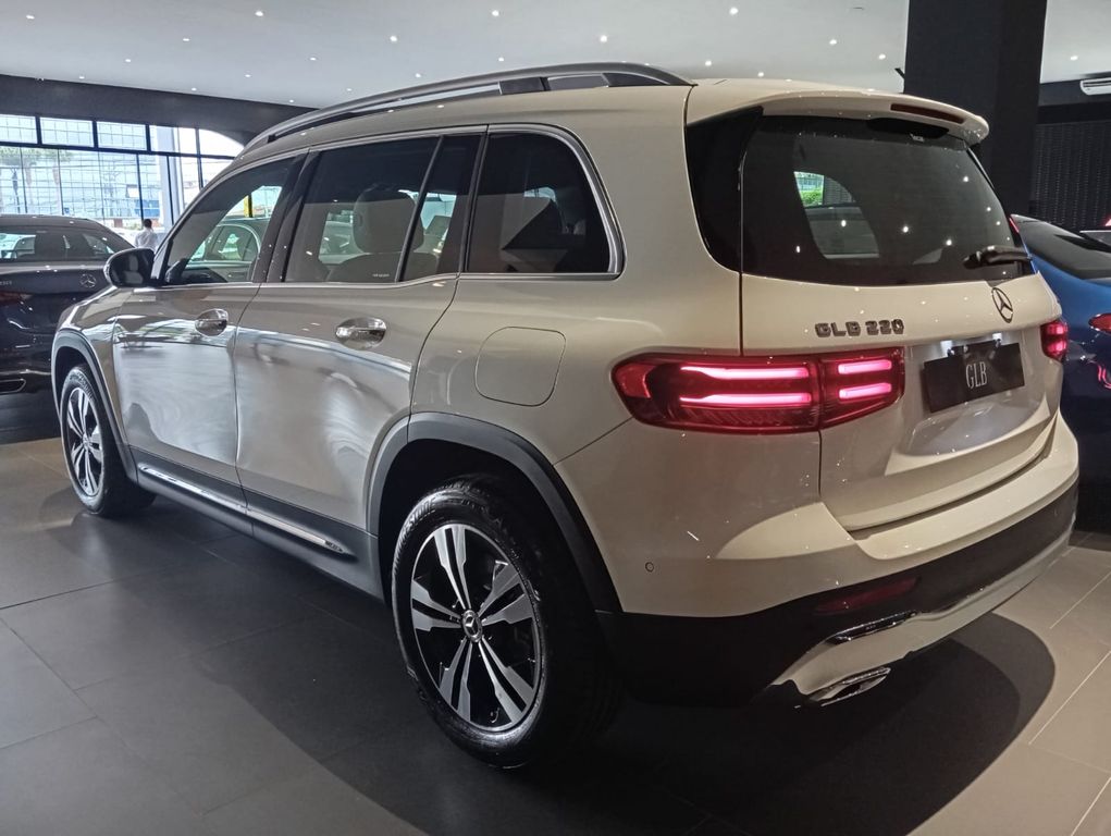 GLB 220 4M AMG Line