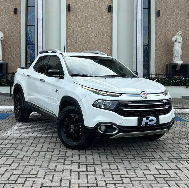 Carro Fiat Toro 2017 Volcano 2.0 diesel AT9 4x4
