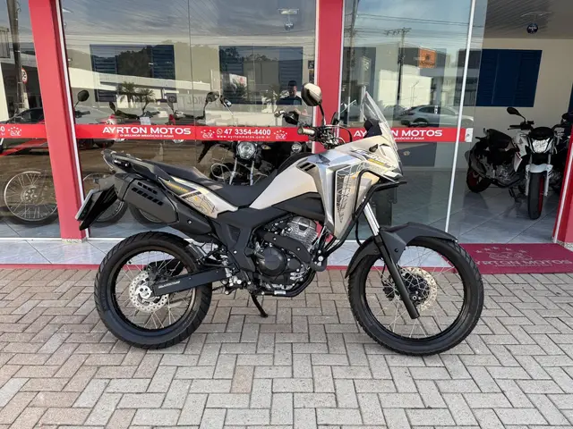 Carro Honda XRE Sahara 300 2024 Adventure