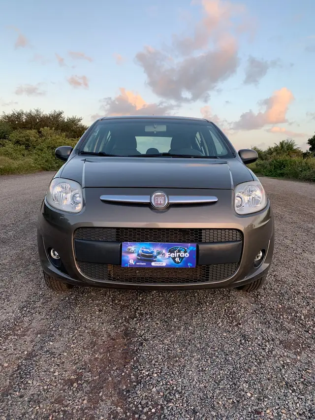 Carro Fiat Palio 2012 Attractive 1.0 8V (Flex)
