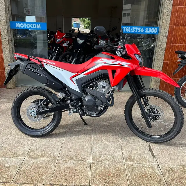 Moto Honda XR 300L 2025 Tornado