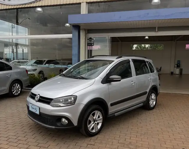Carro Volkswagen SpaceCross 2012 1.6 8V (Flex)
