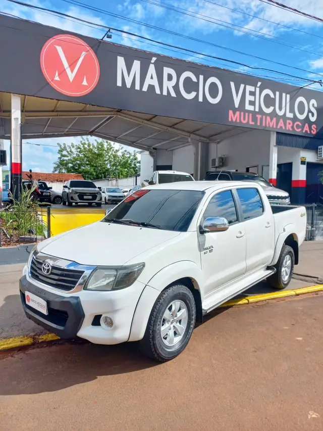 Carro Toyota Hilux Cabine Dupla 2013 Hilux 2.7 SRV CD 4x4 (Flex) (Aut)