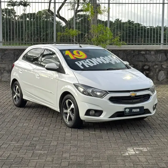 Carro Chevrolet Onix 2019 1.4 LTZ SPE/4 (Aut)