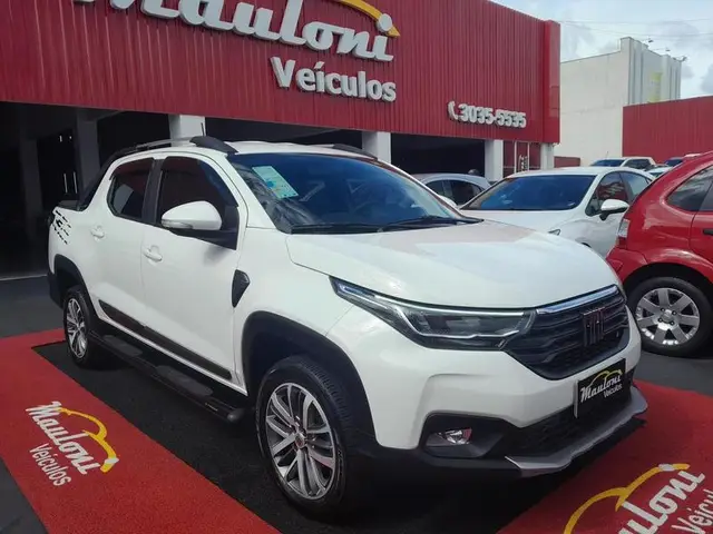 Carro Fiat Strada 2023 Volcano 1.3 CD (Flex)