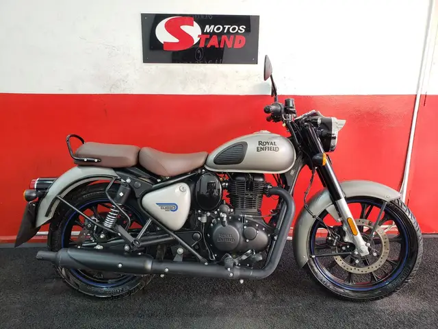 Carro Royal Enfield Classic 350 2024 Dark