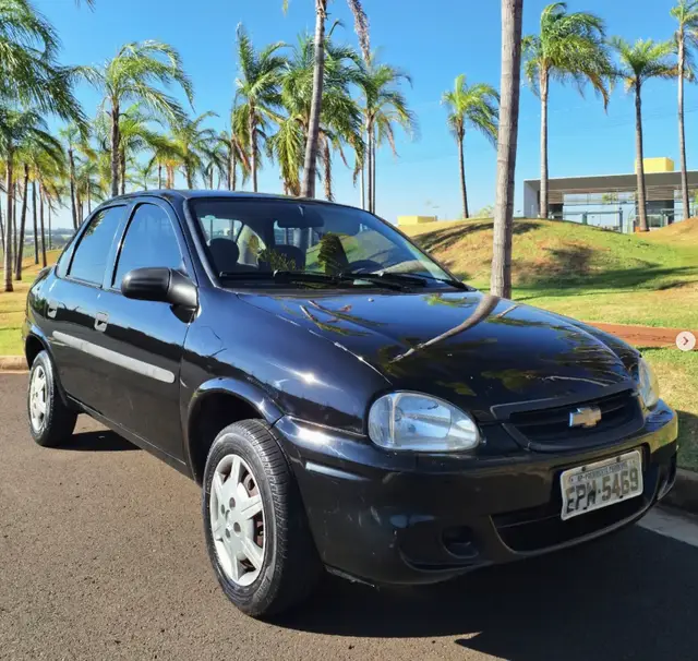Carro Volkswagen Fox 2011 1.0 8V (Flex) 2p