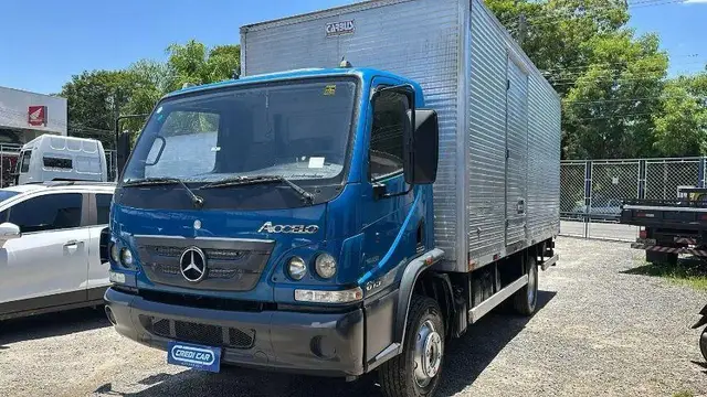 Carro Mercedes-Benz Accelo 2015 815/31