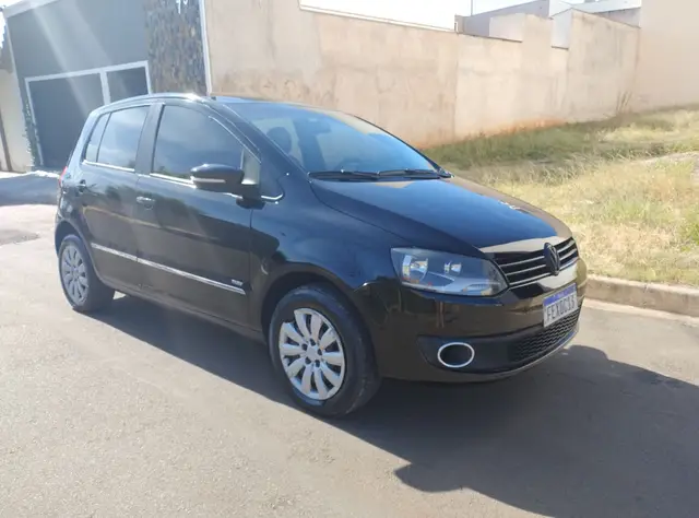 Carro Volkswagen Fox 2013 1.6 VHT (Flex)