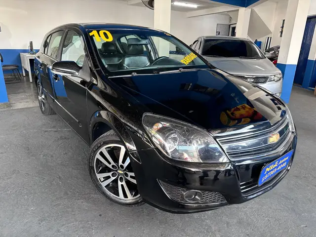 Carro Chevrolet Vectra GT 2010 -X 2.0 8V (Flex)