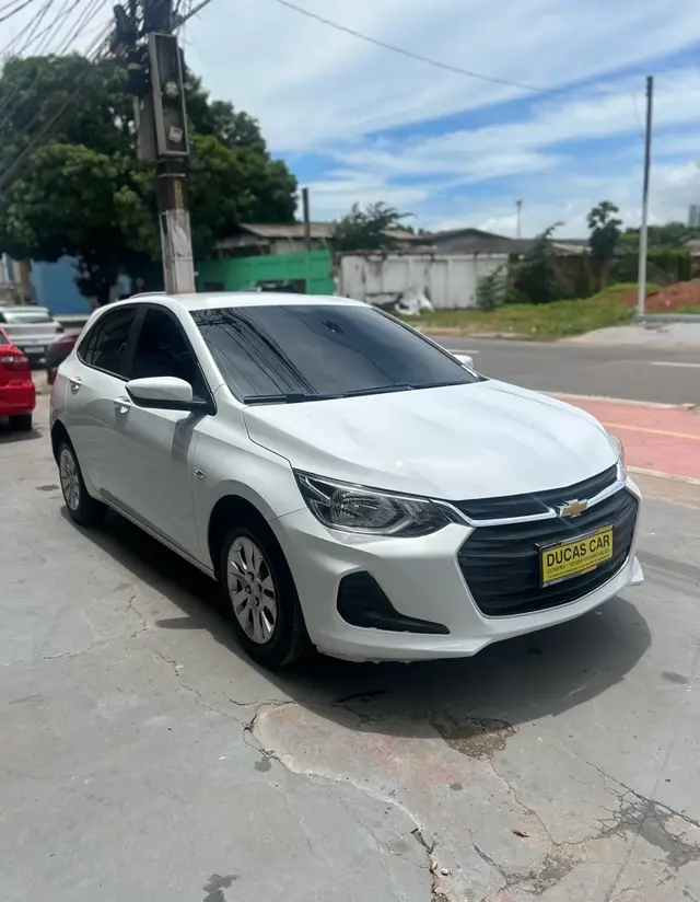 Carro Chevrolet Onix 2023 LT 1.0 Turbo