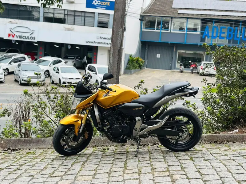 Honda CB 600F Hornet (ABS)