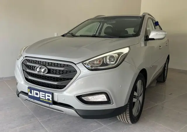 Carro Hyundai ix35 2017 2.0 2WD (Aut) (Flex)