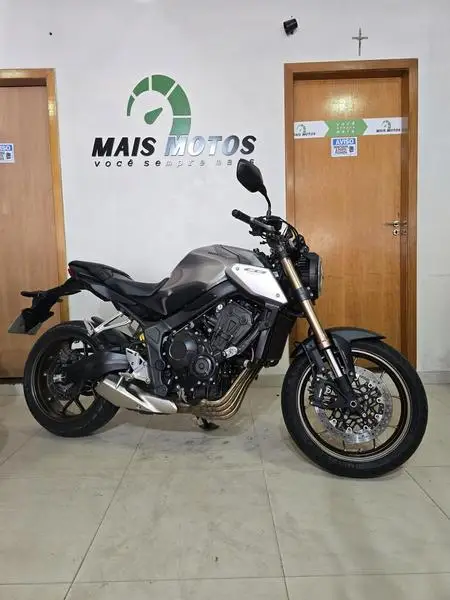 Carro Honda CB 650R 2021 (ABS)