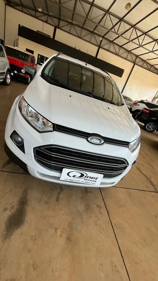 Carro Ford EcoSport 2015 Ecosport Freestyle 1.6 16V (Flex)