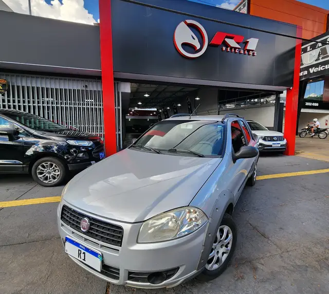 Carro Fiat Strada 2012 Working 1.4 (Flex) (Cabine Dupla)