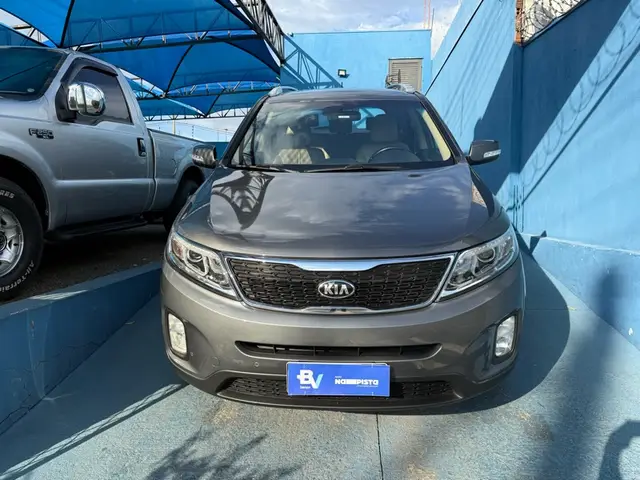 Carro Kia Sorento 2014 2.4 16V 4x2 (Aut)