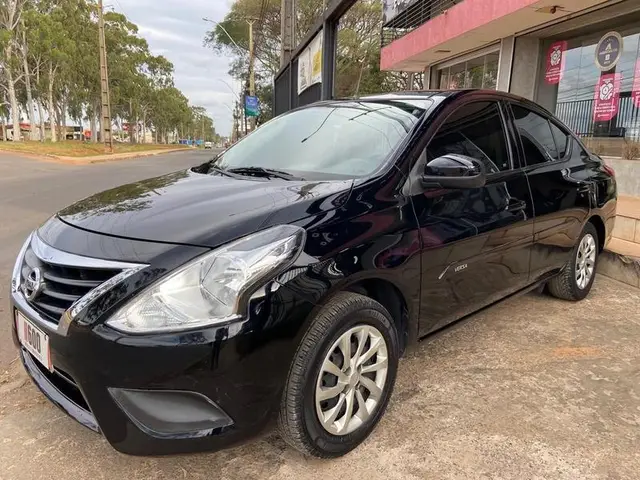 Carro Nissan Versa 2020 1.0 12V (Flex)