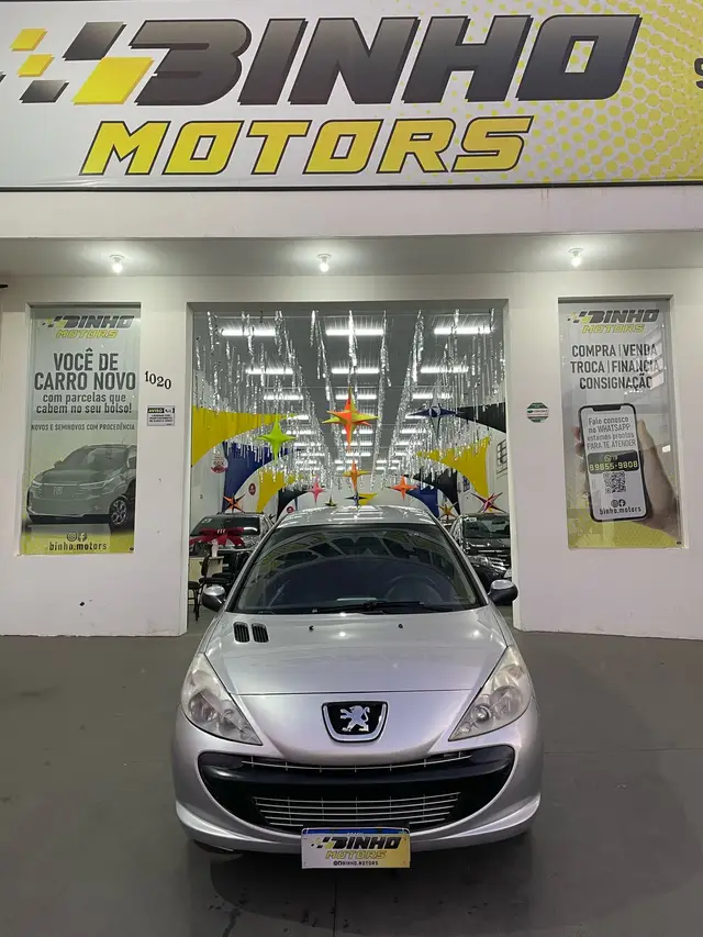 Carro Peugeot 207 Sedan 2011 207 Passion XR 1.4 (10 ANOS BRASIL)(Flex)